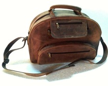 Distressed Leather Traveller Bag