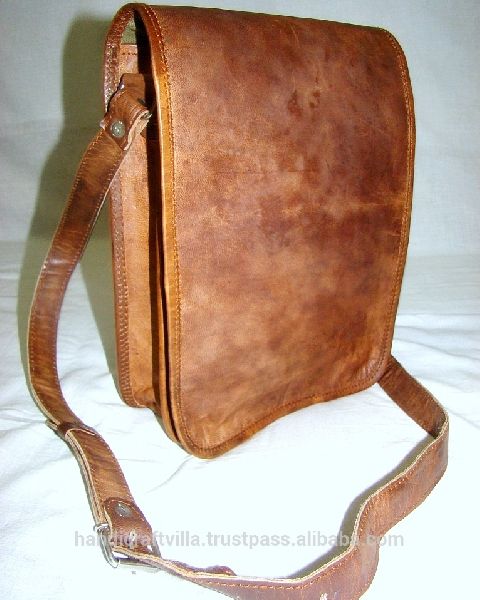 Handicraft Villa Flap Leather Messenger Bag, Style : Vintage