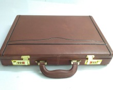 Veg Tanned Leather Attache, Color : Brown