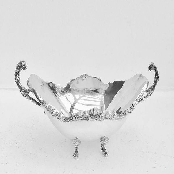 silver metal aluminium bowl
