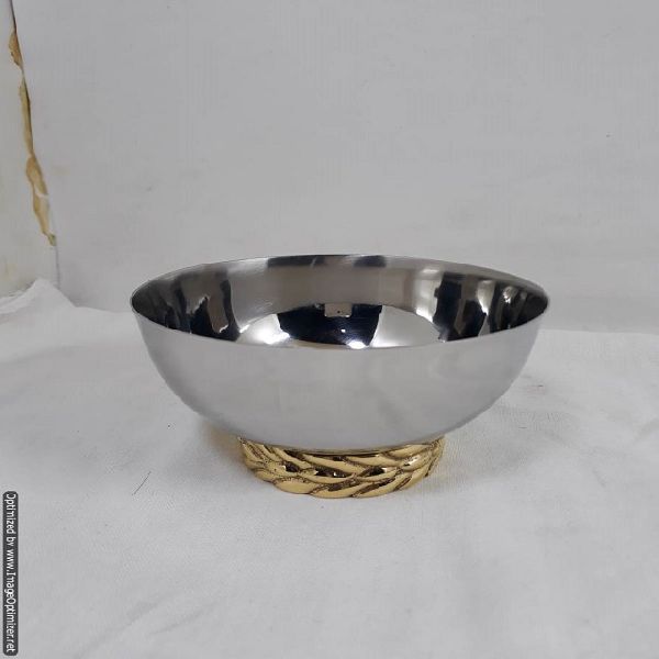 Metal stainless steel shiny bowl