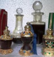 Oudh oils