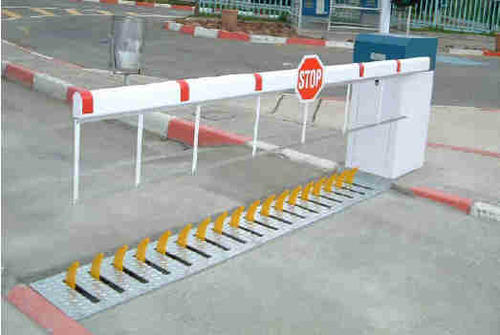 Boom Barrier With Tyre Killer