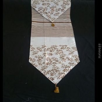 100% Polyester Self Designed Runner, For Home, Hotel, Size : 36cm X 152cm