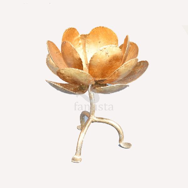 Rustic Copper Iron Lotus Decorative Showpiece