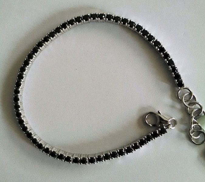 Black spinel tennis bracelet - Shah Gems & Jewellery Manufacturing ...