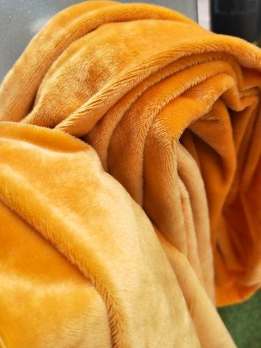 Golden Velboa Fur Fabric, Pattern : Plain