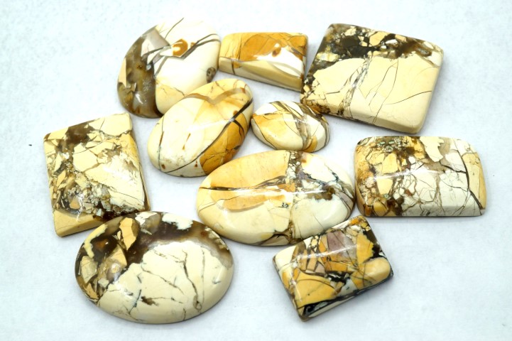 brecciated mookaite stones