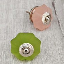 Cabinet knobs