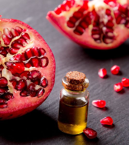 Pomegranate Carrier Oil, Supply Type : OEM / ODM