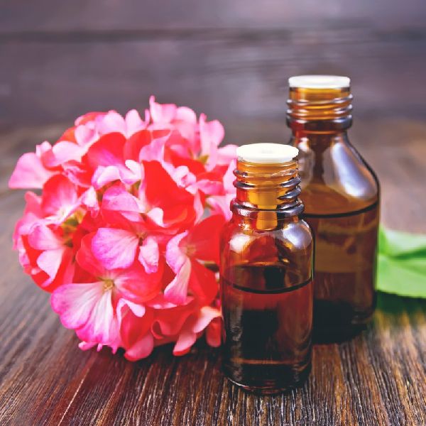 Rose Geranium Essential Oil, Color : Green Color