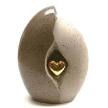 Adult Urn With Brass Heart For Human Ashes