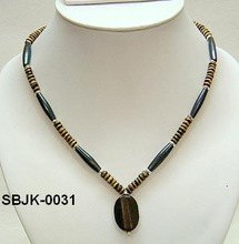 Glass Bead Costume Necklace