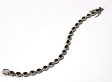 925 Sterling Silver Bracelet, Main Stone : Garnet