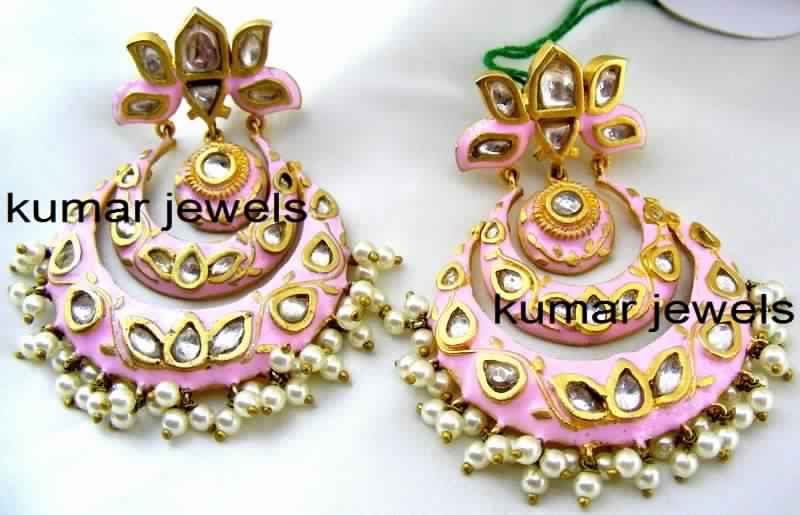 GRACEFUL CHAND WALA KUNDAN EARRINGS