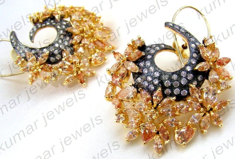 SIZZLING CHAMPAGNE EARRINGS