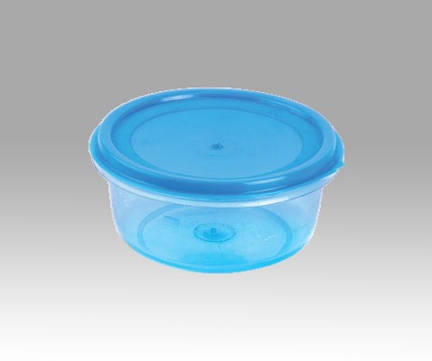 Plastic food storage containers