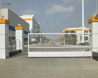 Cantilever sliding gates