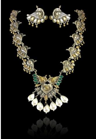 Amrapali contemporary long necklace