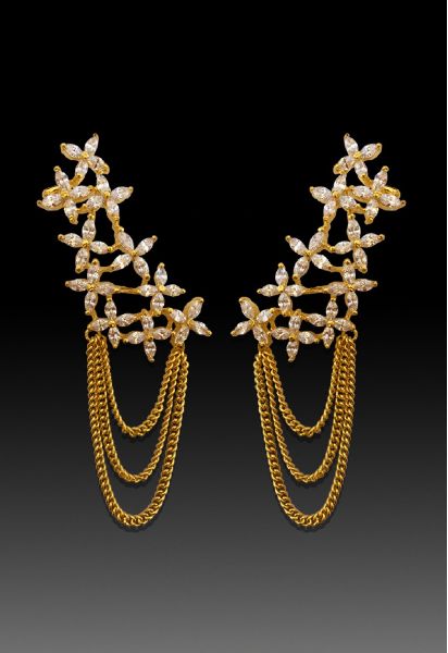 GOLD PLATED CLASSIC STAR SHAPED EARRING