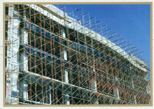 Access Scaffolding With H-frame
