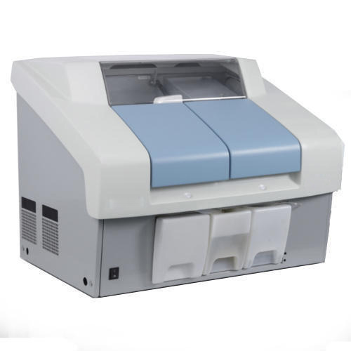 Fully Automatic Clinical Analyzer