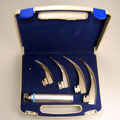 Laryngoscopy Set, for Surgery, Features : Wide angle, High magnification