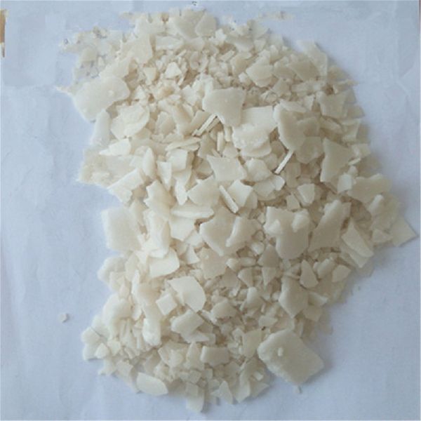Magnesium chloride flakes (MgCl2)