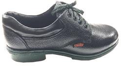 NITRILE RUBBER MOLDED SAFETY SHOES
