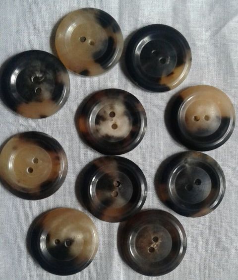 Finished Horn Buttons