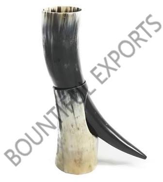 Drinking Horn with stand