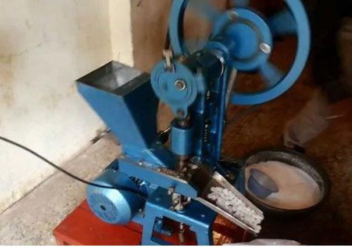 kapoor making machine