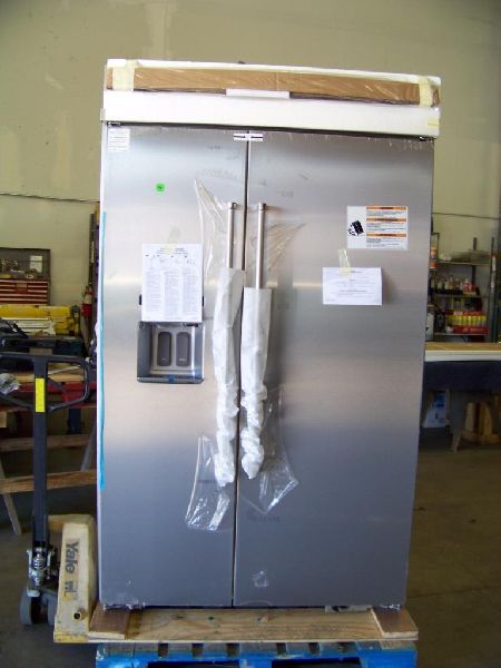 48&amp;quot; KITCHENAID STAINLESS BUILT-IN REFRIGERATOR----4000Euro