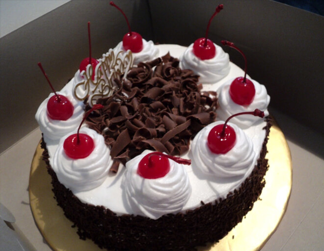 Rich & Creamy Chocolate Cake – Order Online Cake: Chandigarh, Panchkula,  Mohali Delivery | Birthday Cakes | Kids Cakes | Fruits Cake | Premium Cakes