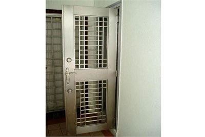 MS safety door
