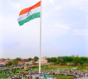 Giant Flags, Style : Flying