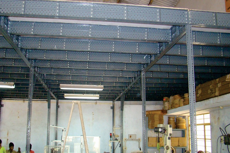 Slotted Angle with Mezzanine Floor Racking