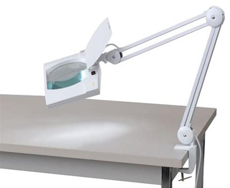 Flexible Arm Illuminated Magnifier