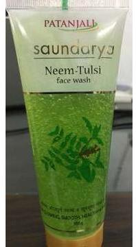 Saundarya Neem Tulsi Face Wash