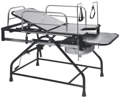 Polished Stainless Steel Gynecology Table, for Serving, Size : 3' X 2'