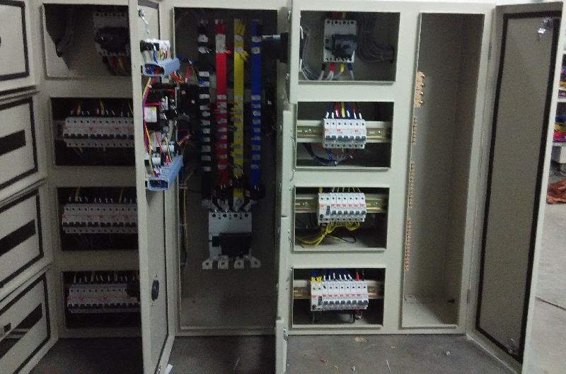 power distribution panel