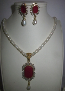1 row pearl mala with red pendent