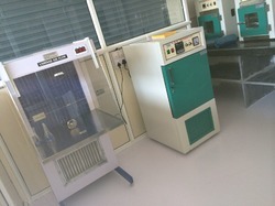 Lab Incubator