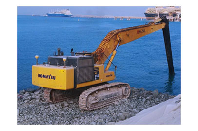 Fully submersible excavators controlled