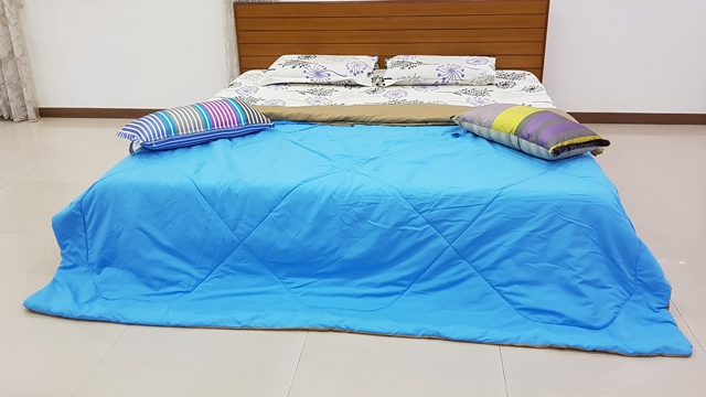 Plain Cotton Microfiber Comforter, Size : Double Bed, Single Bed