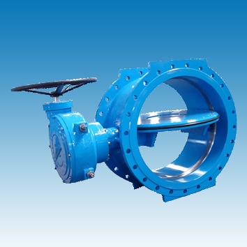Resilient seated butterfly valve