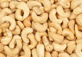 Organic Blanched raw cashew nuts, Grade : Food Grade