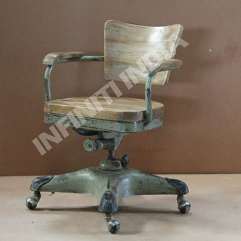 ANTIQUE INDUSTRIAL Chairs