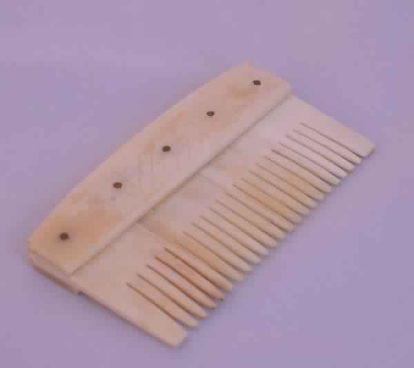 Bone Comb 01