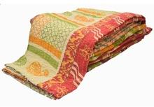 100% Cotton kantha throw quilt, for Home, Hotel, Garden, Pattern : Embroidered